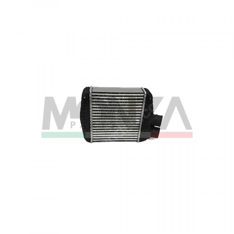 Maserati Levante Intercooler Radyatör 670035636 Maserati Levante Intercooler Radyatör 670035636